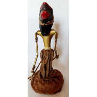 Wayang pop met bijzonder hoofd